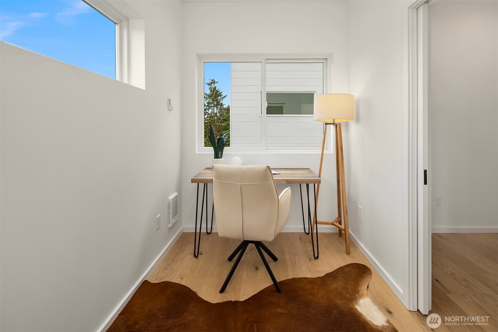 5251 California Avenue Property Photo 19