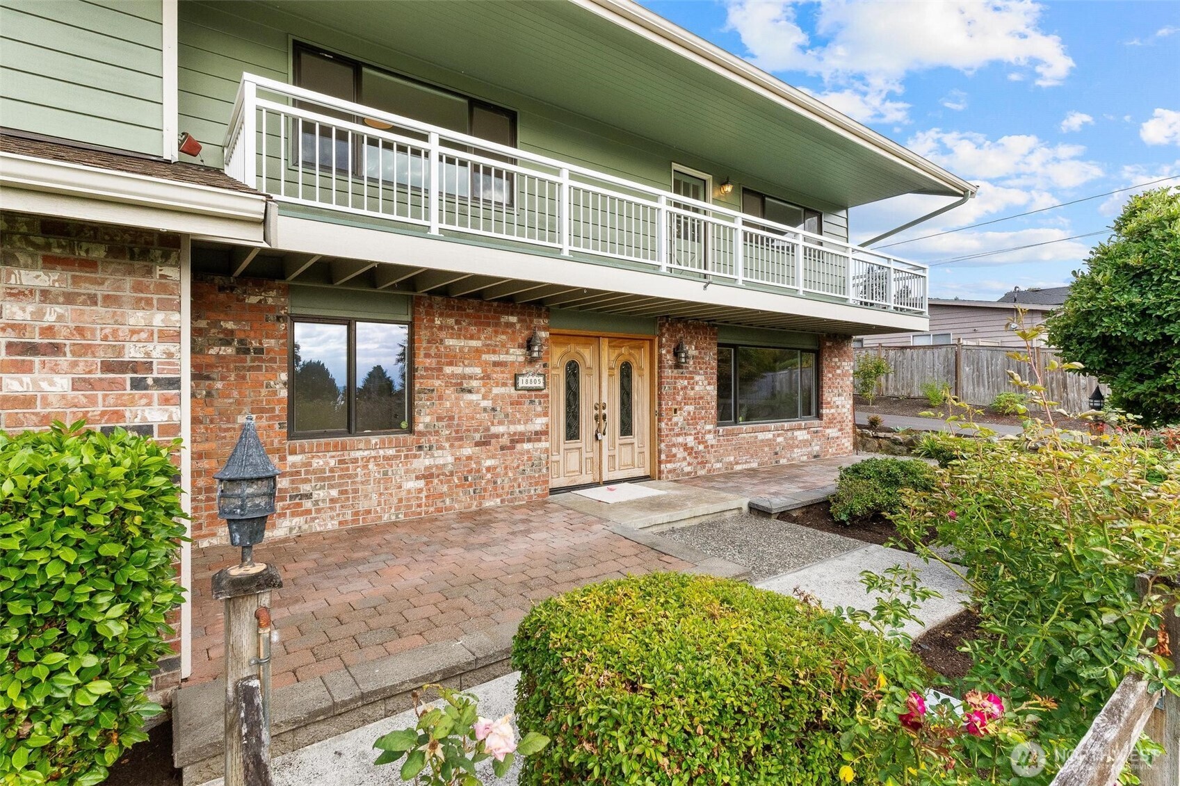 18805 94th Avenue Property Photo 4