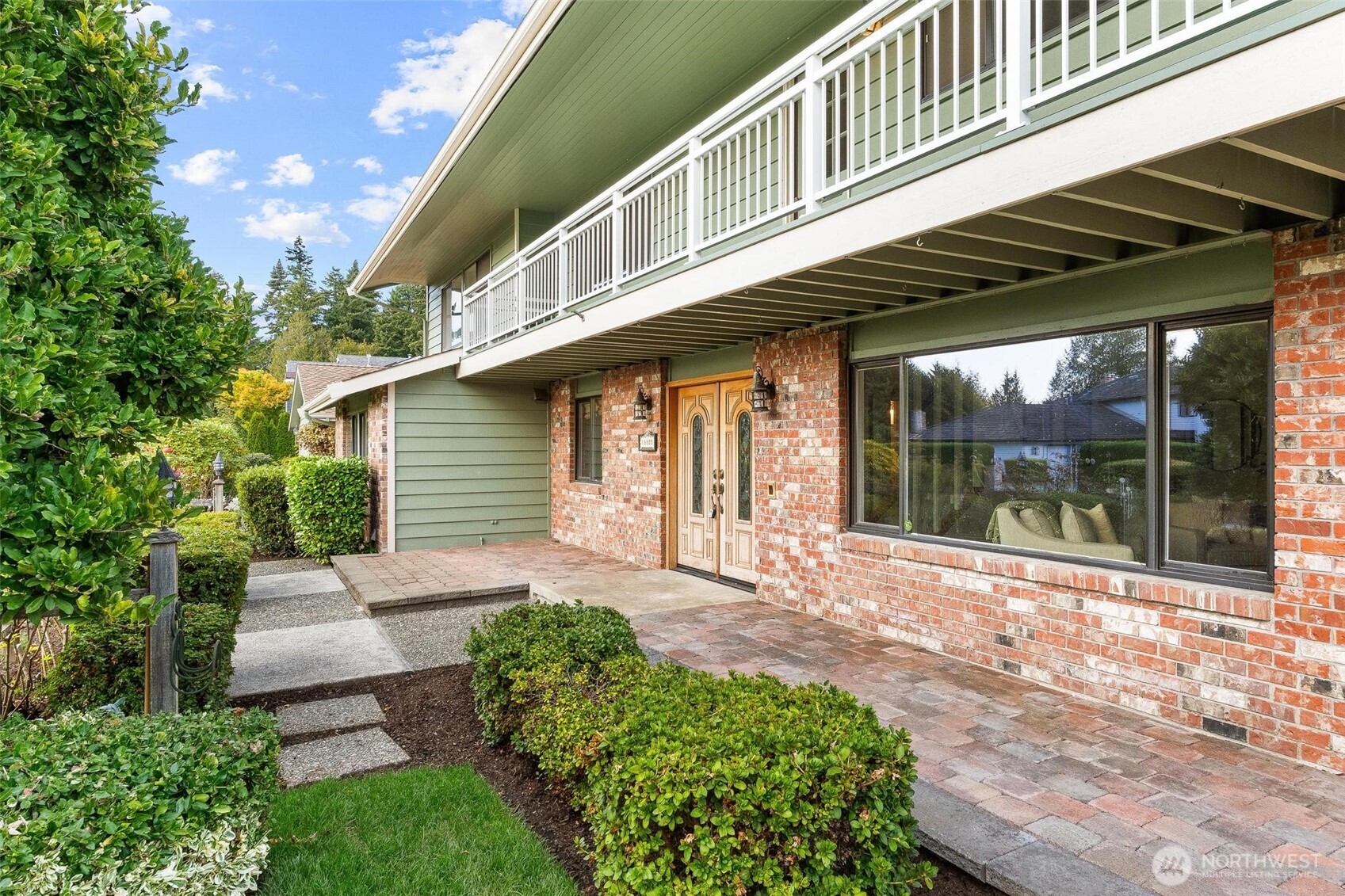 18805 94th Avenue Property Photo 6