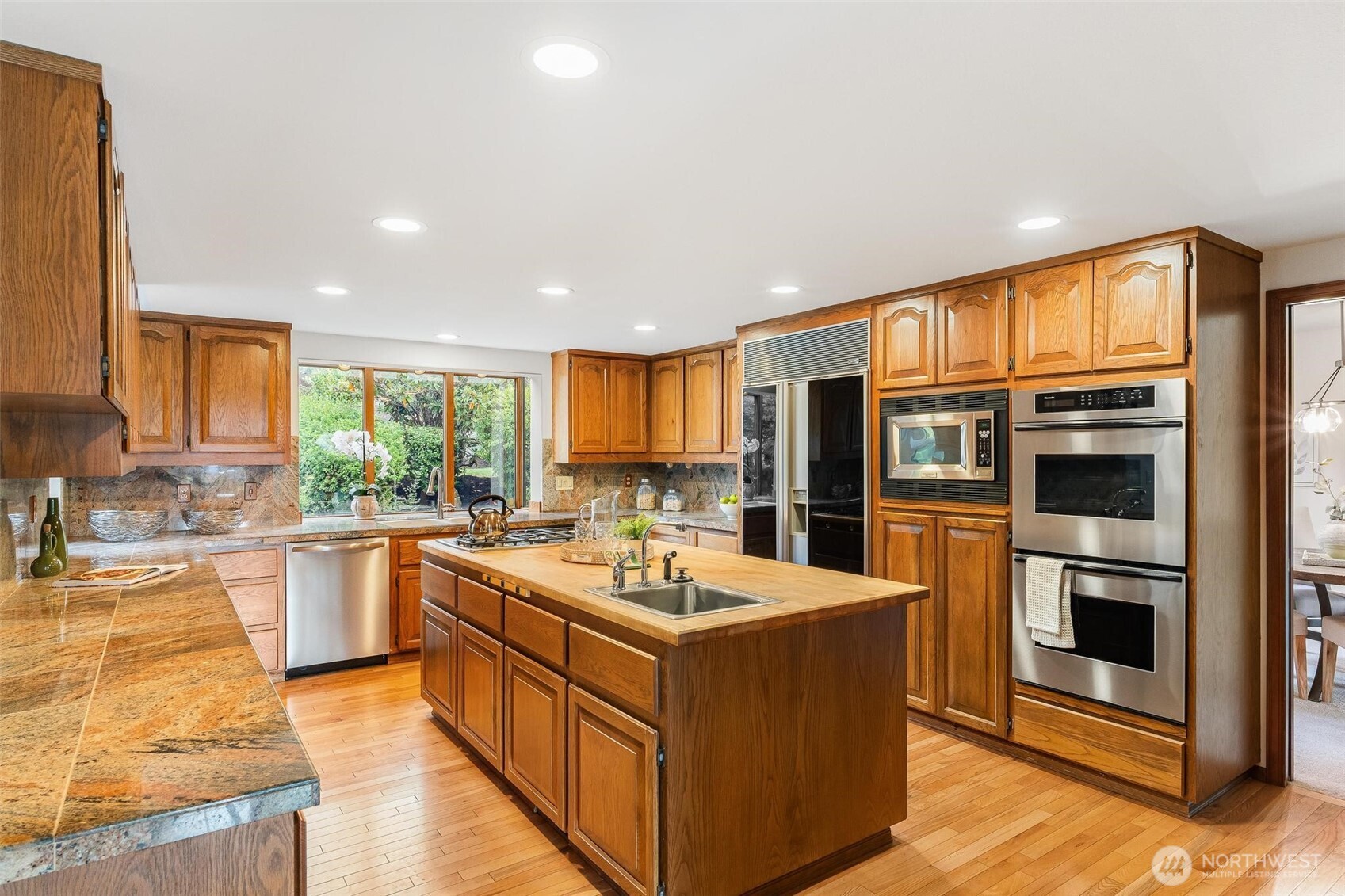 18805 94th Avenue Property Photo 14