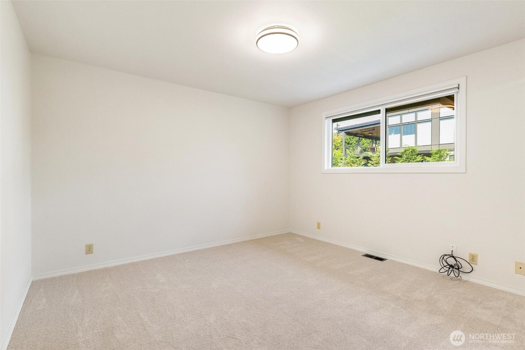 18805 94th Avenue Property Photo 29