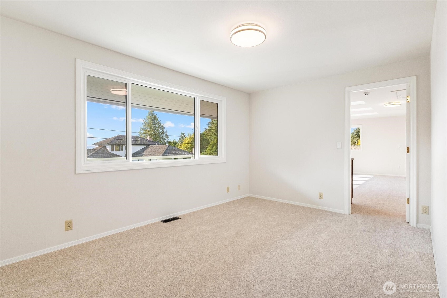 18805 94th Avenue Property Photo 35