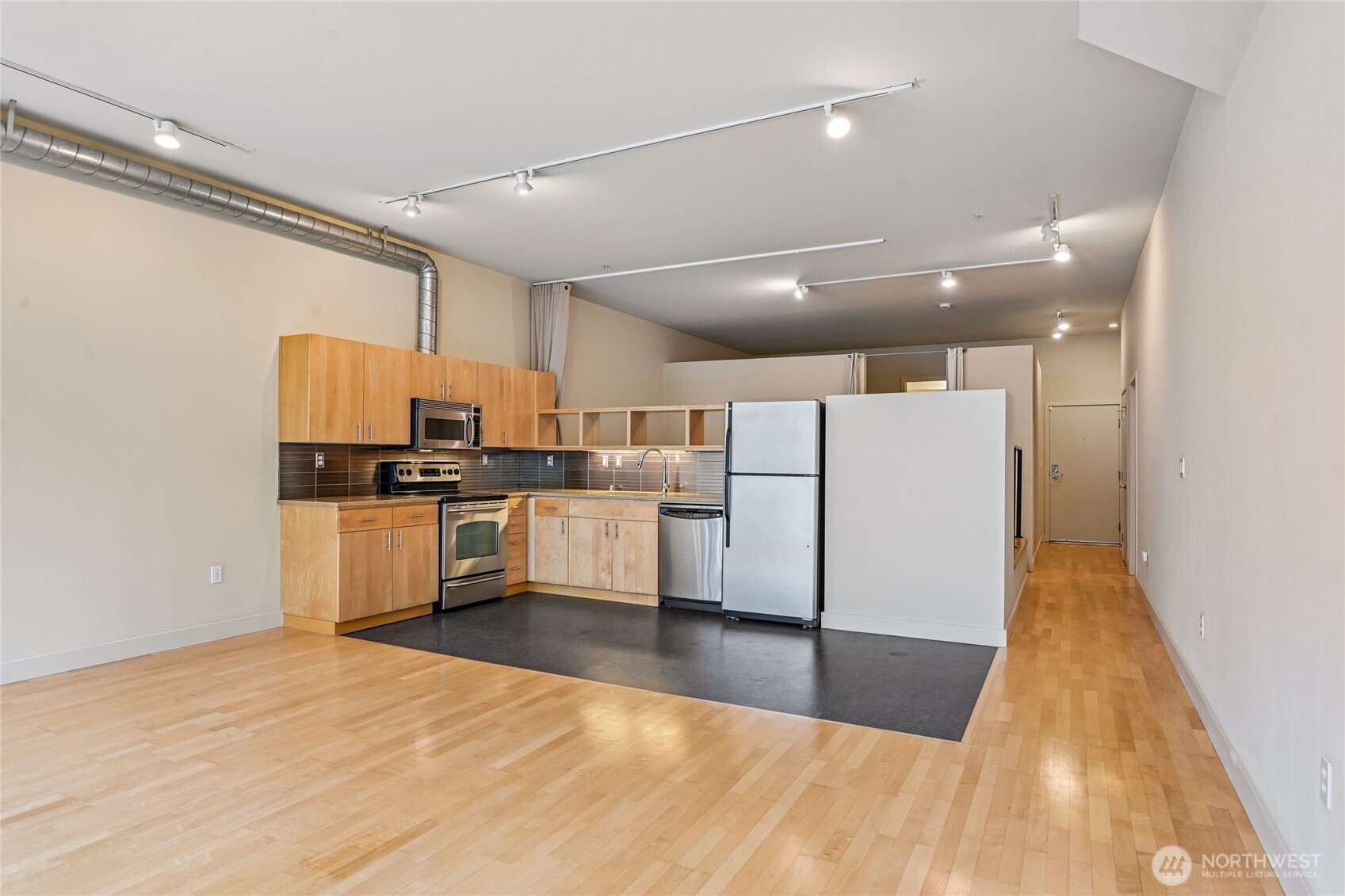 2015 Terry Avenue 415 Property Photo 6