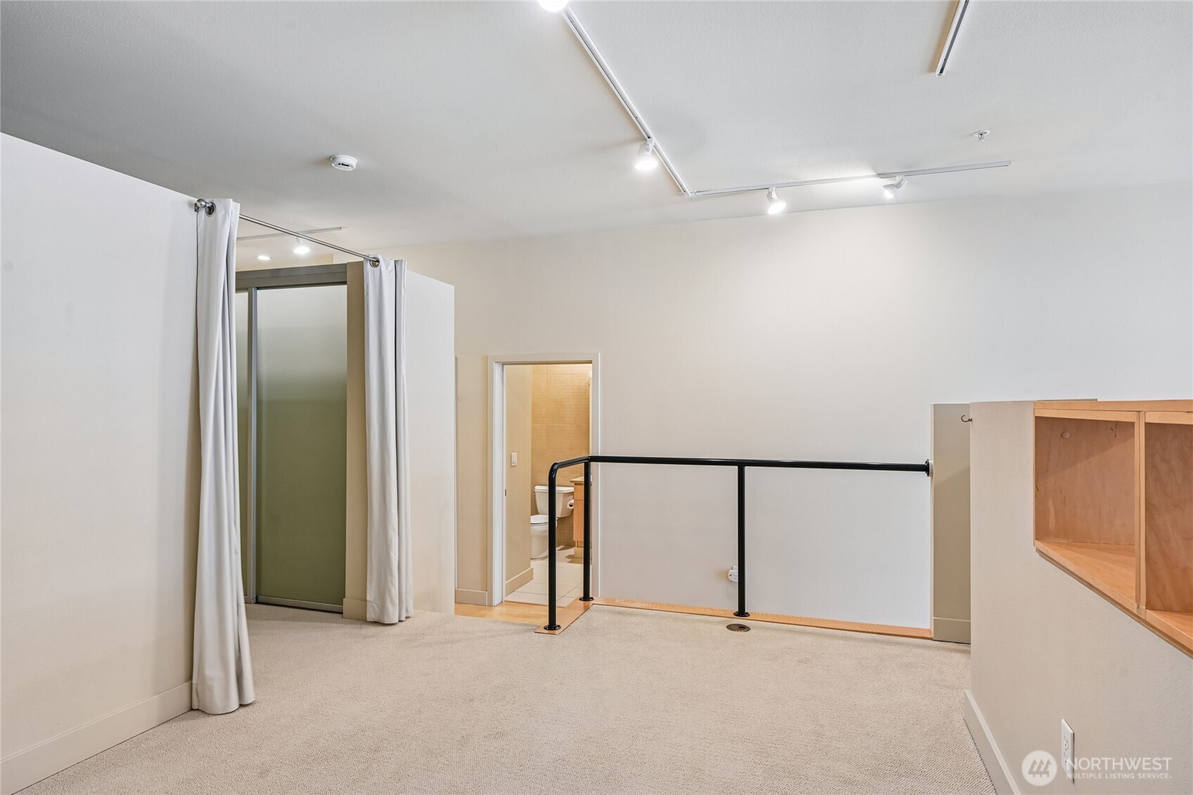 2015 Terry Avenue 415 Property Photo 15
