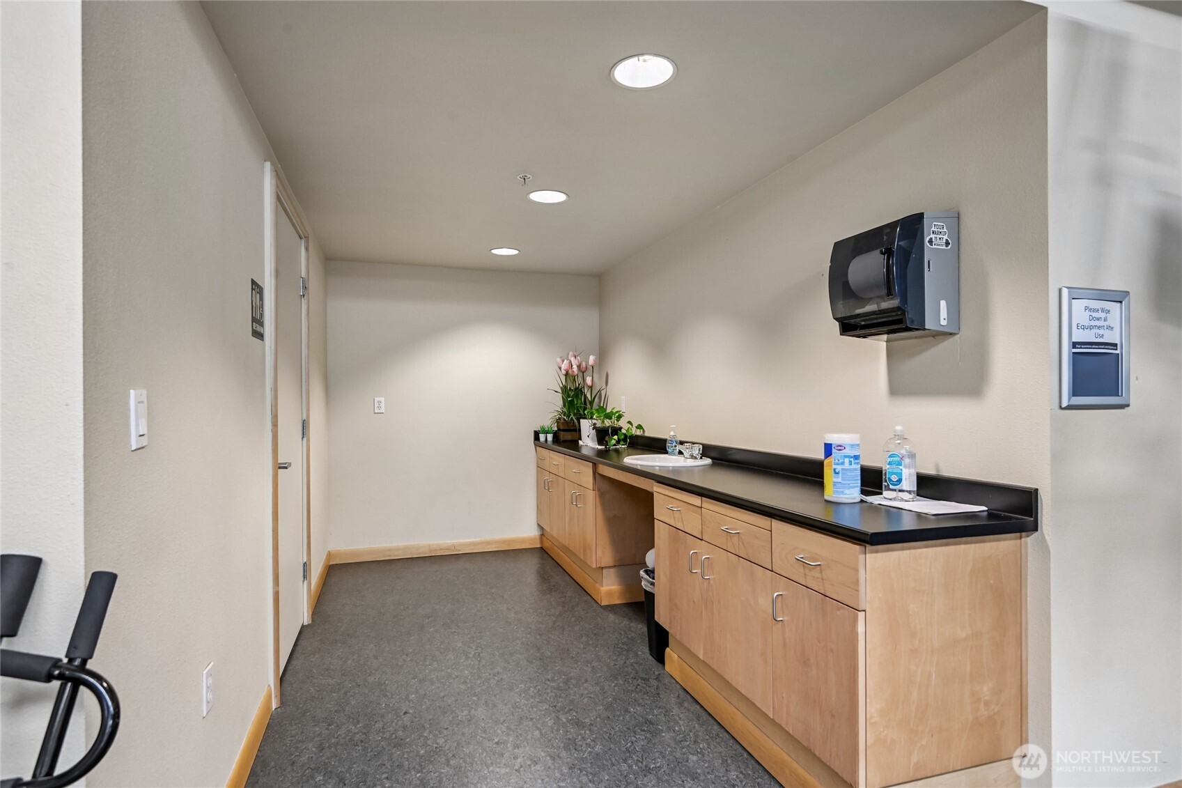 2015 Terry Avenue 415 Property Photo 27