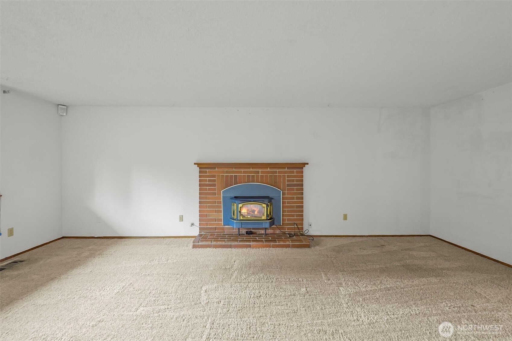 18911 9th Avenue Ct Property Photo 7