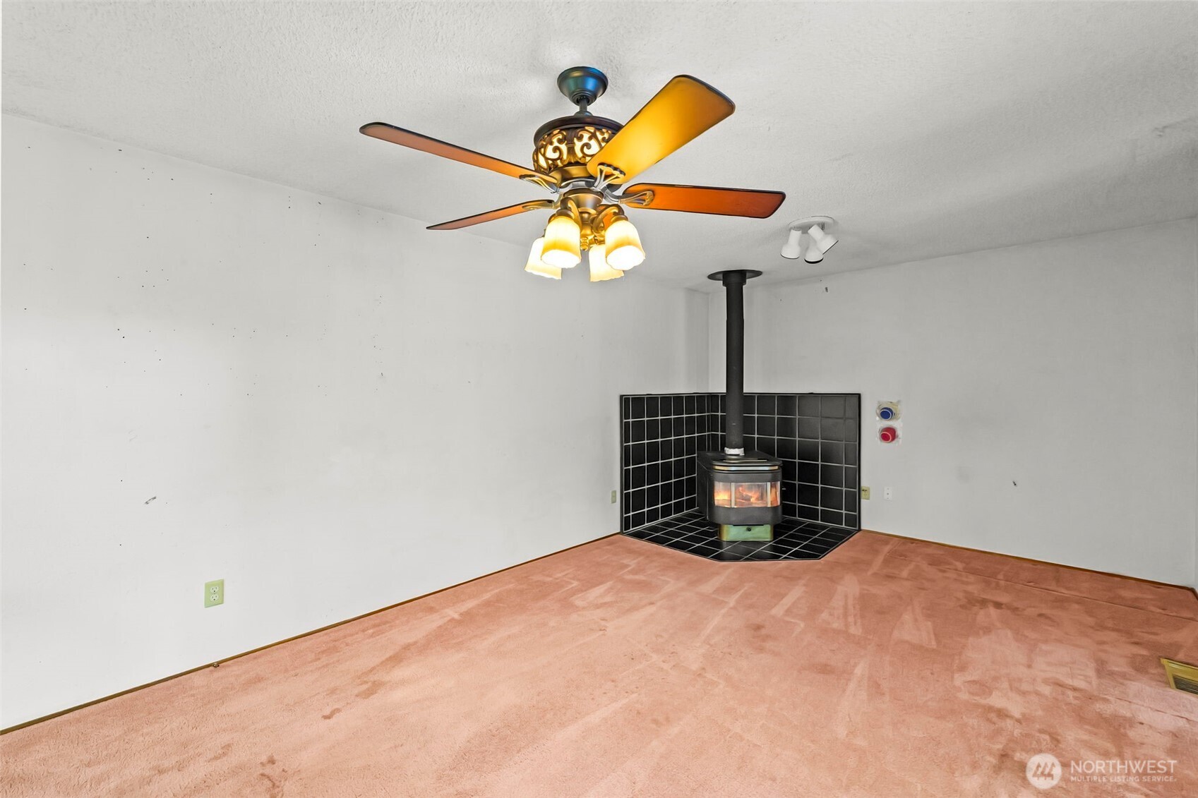 18911 9th Avenue Ct Property Photo 13