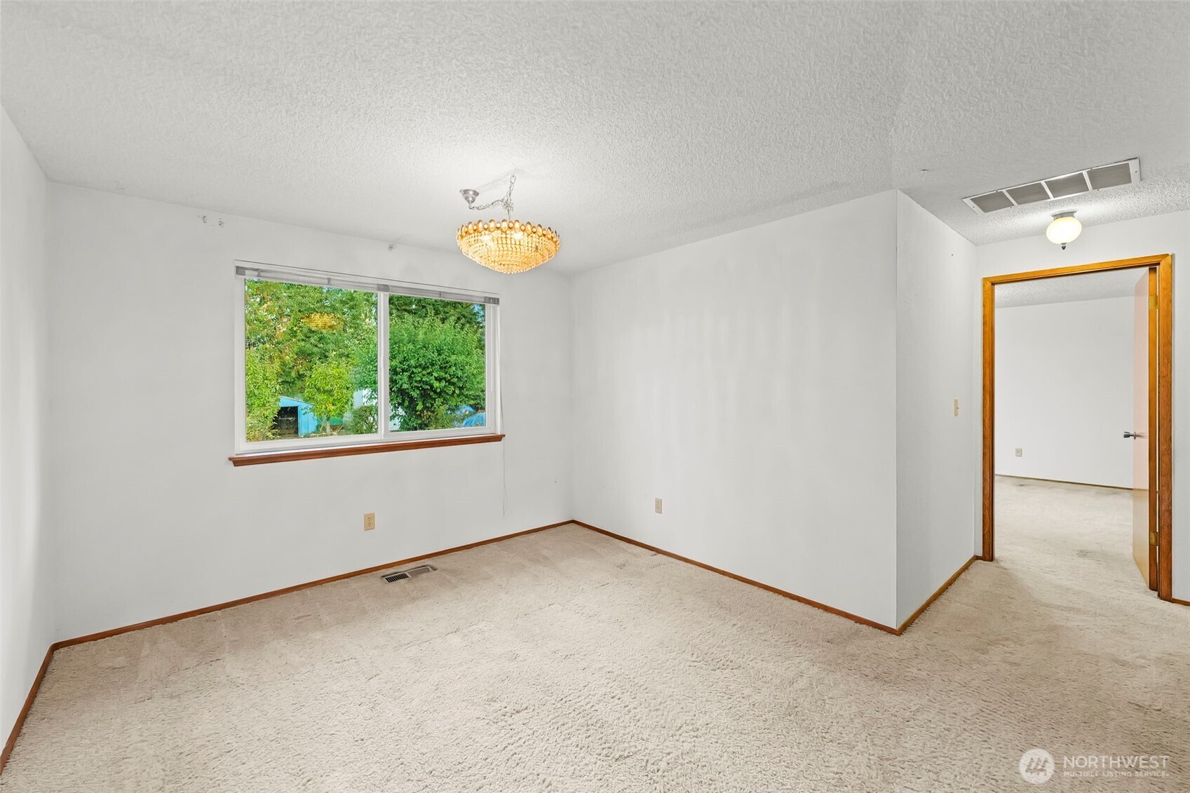 18911 9th Avenue Ct Property Photo 18