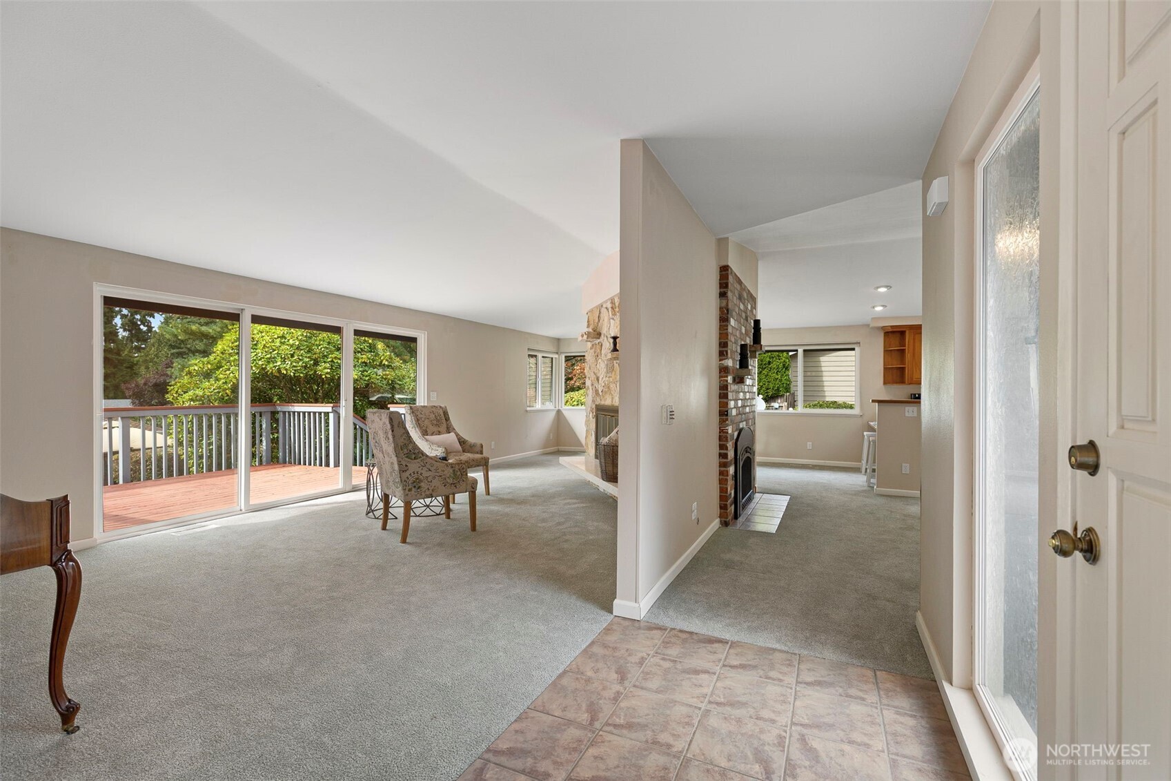 9271 Kristine Drive Property Photo 3