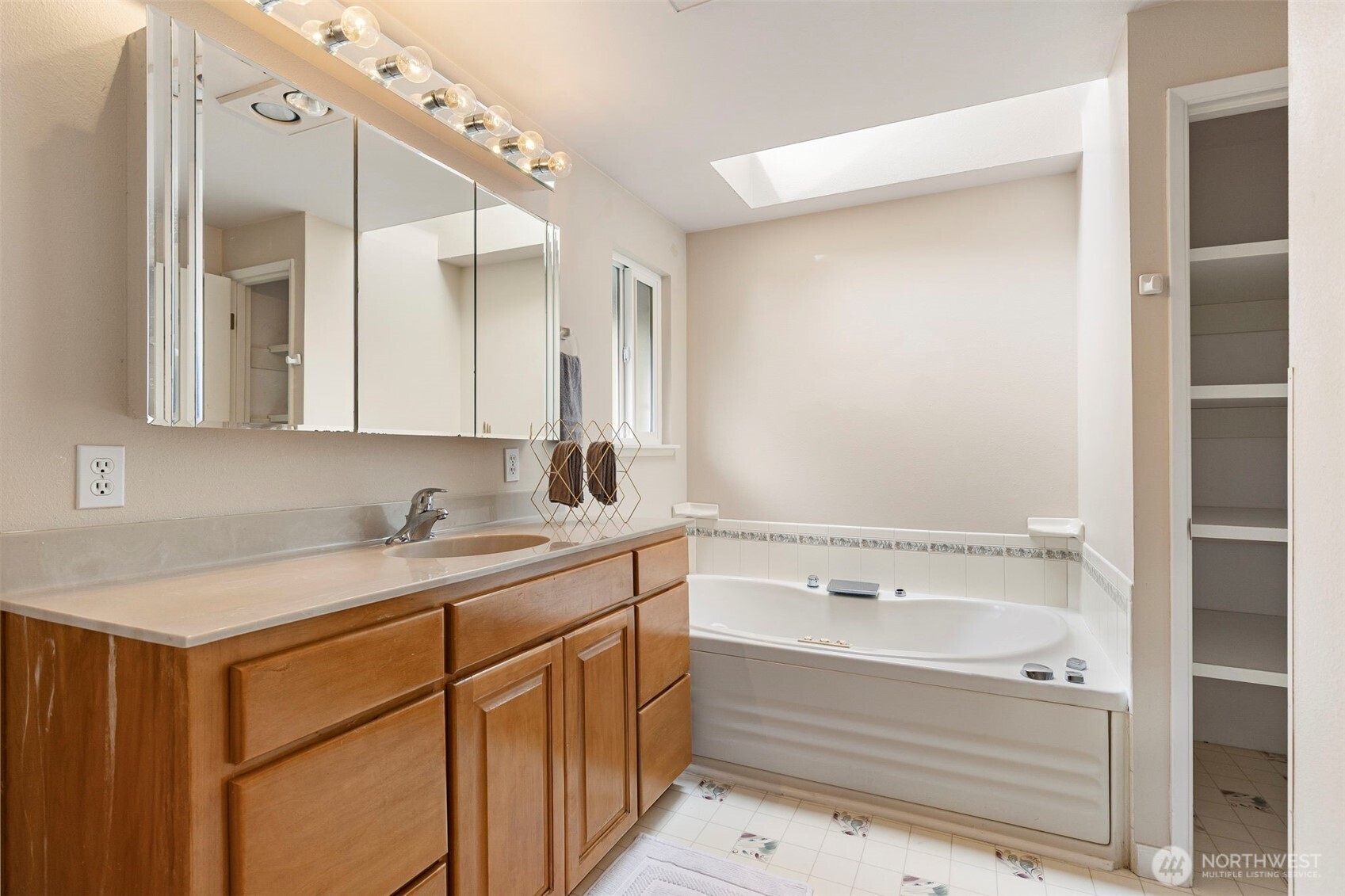 9271 Kristine Drive Property Photo 24
