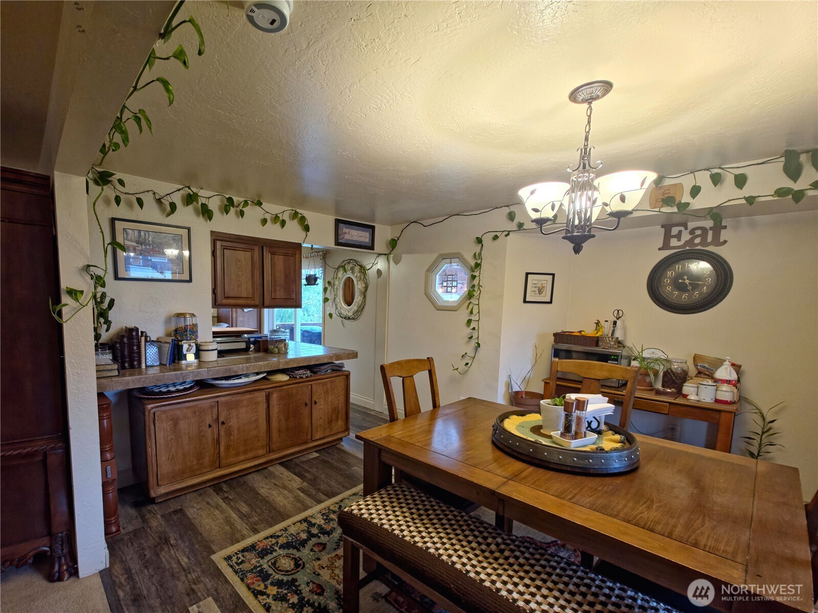 1517 Altenau Property Photo 7