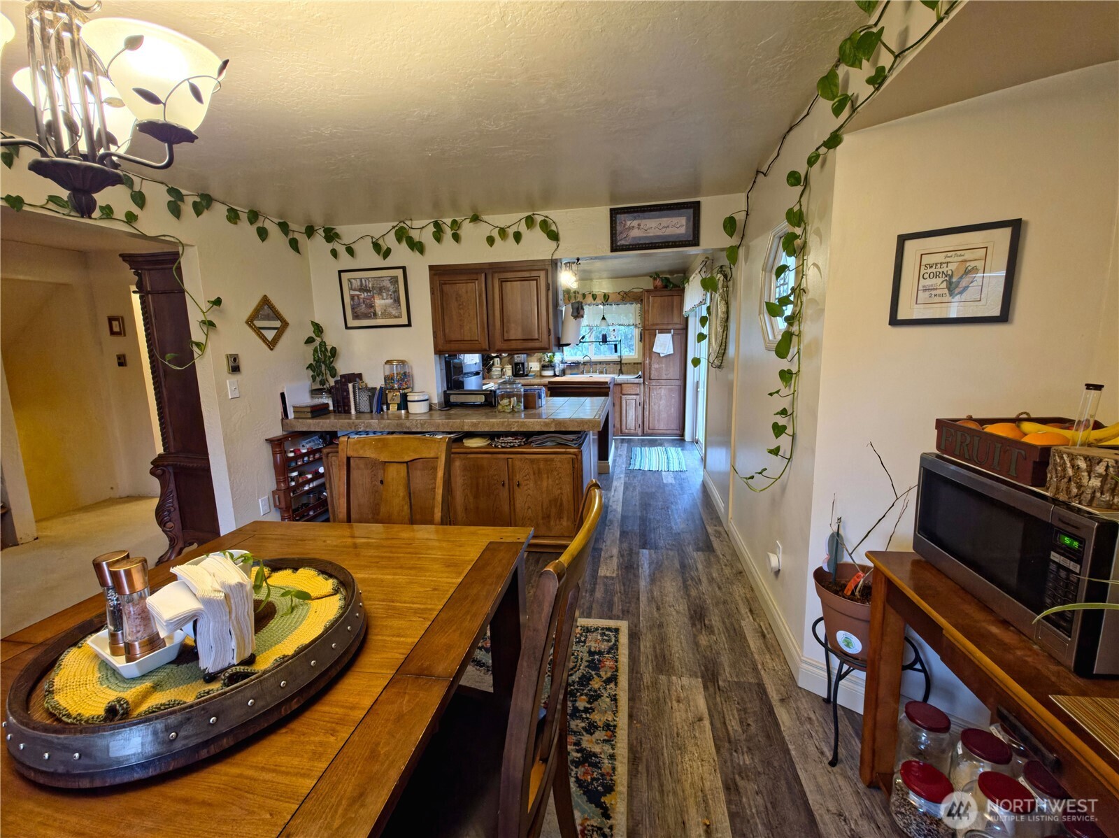1517 Altenau Property Photo 8