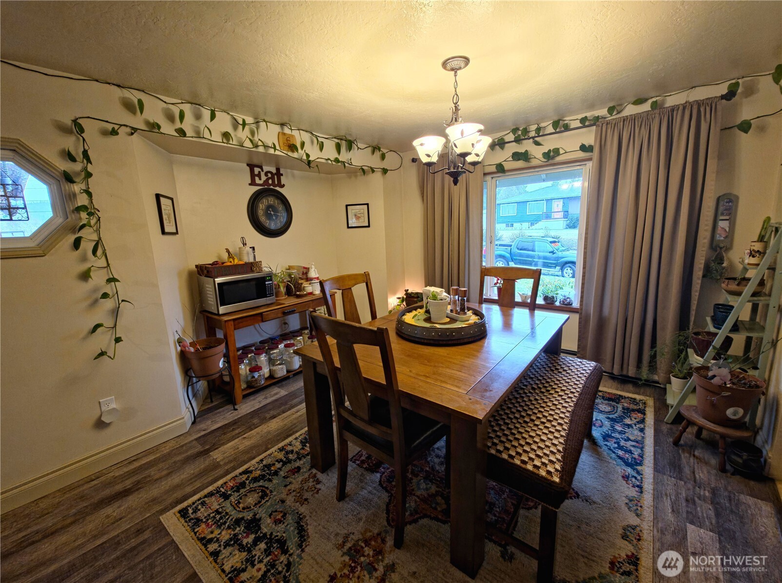 1517 Altenau Property Photo 9