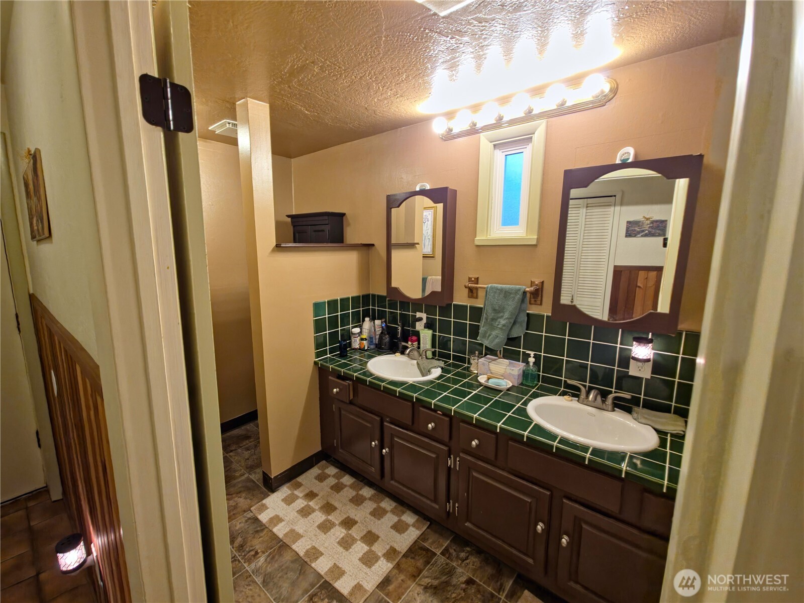 1517 Altenau Property Photo 15