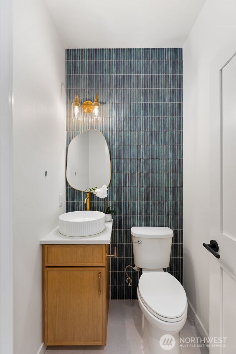 9549 Evanston Avenue Property Photo 25