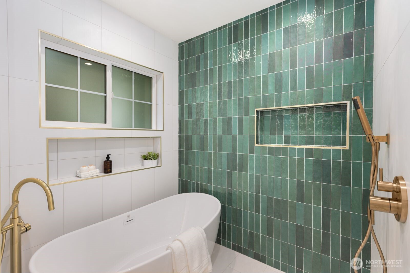 9549 Evanston Avenue Property Photo 32