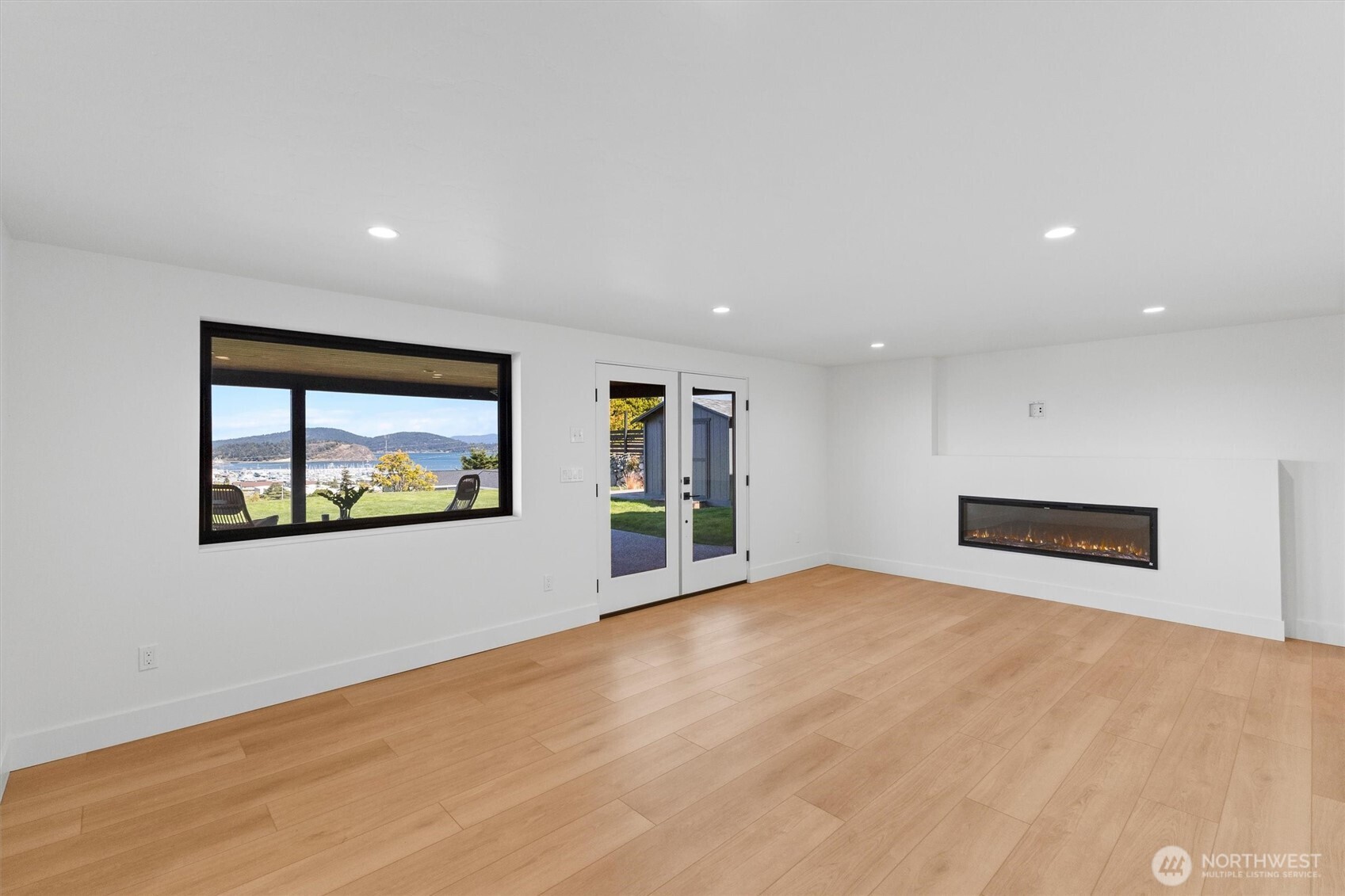 619 38th Street Property Photo 21