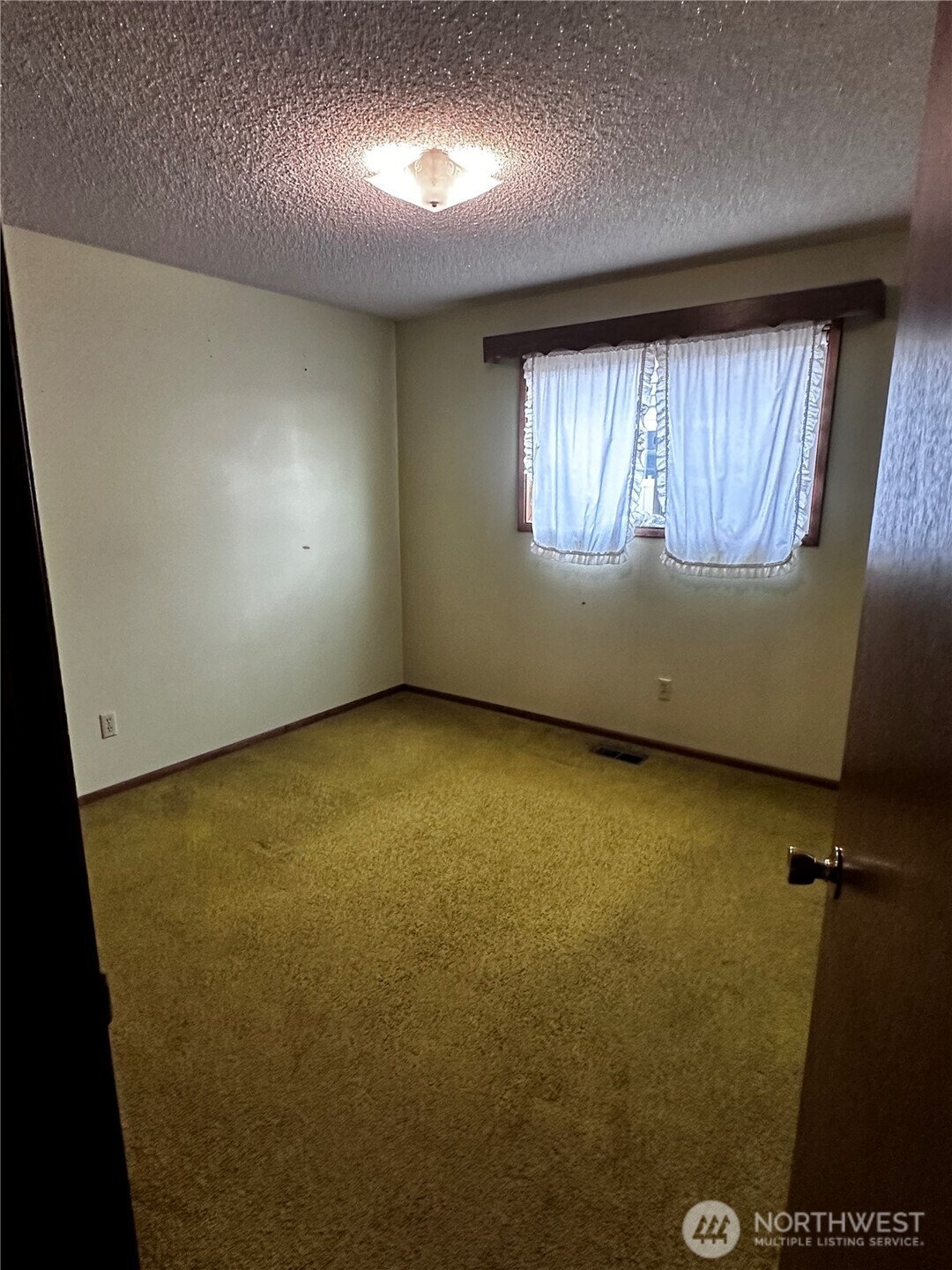310 Stremler Drive Property Photo 5