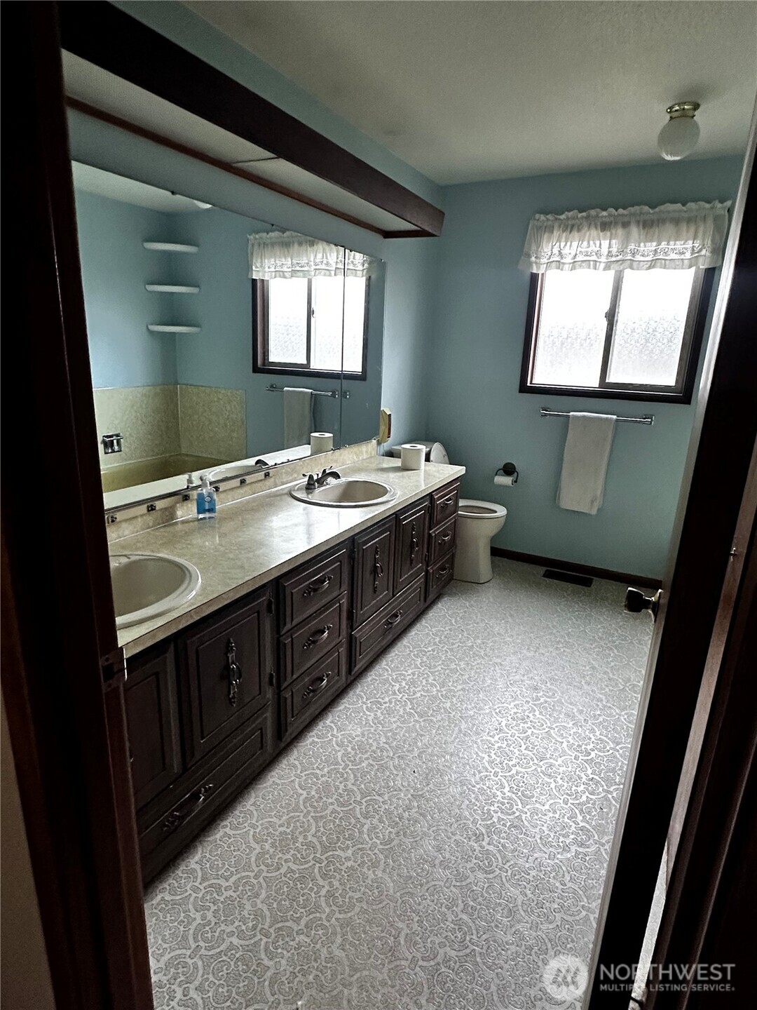 310 Stremler Drive Property Photo 7