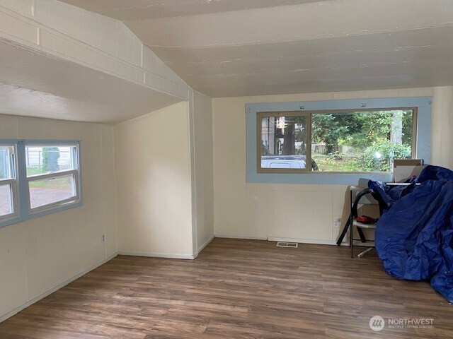 2625 W Maplewood Avenue Property Photo 10