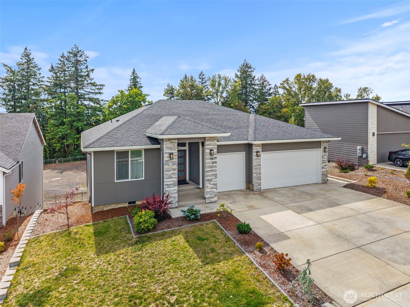15 Alexia Court Property Photo 2