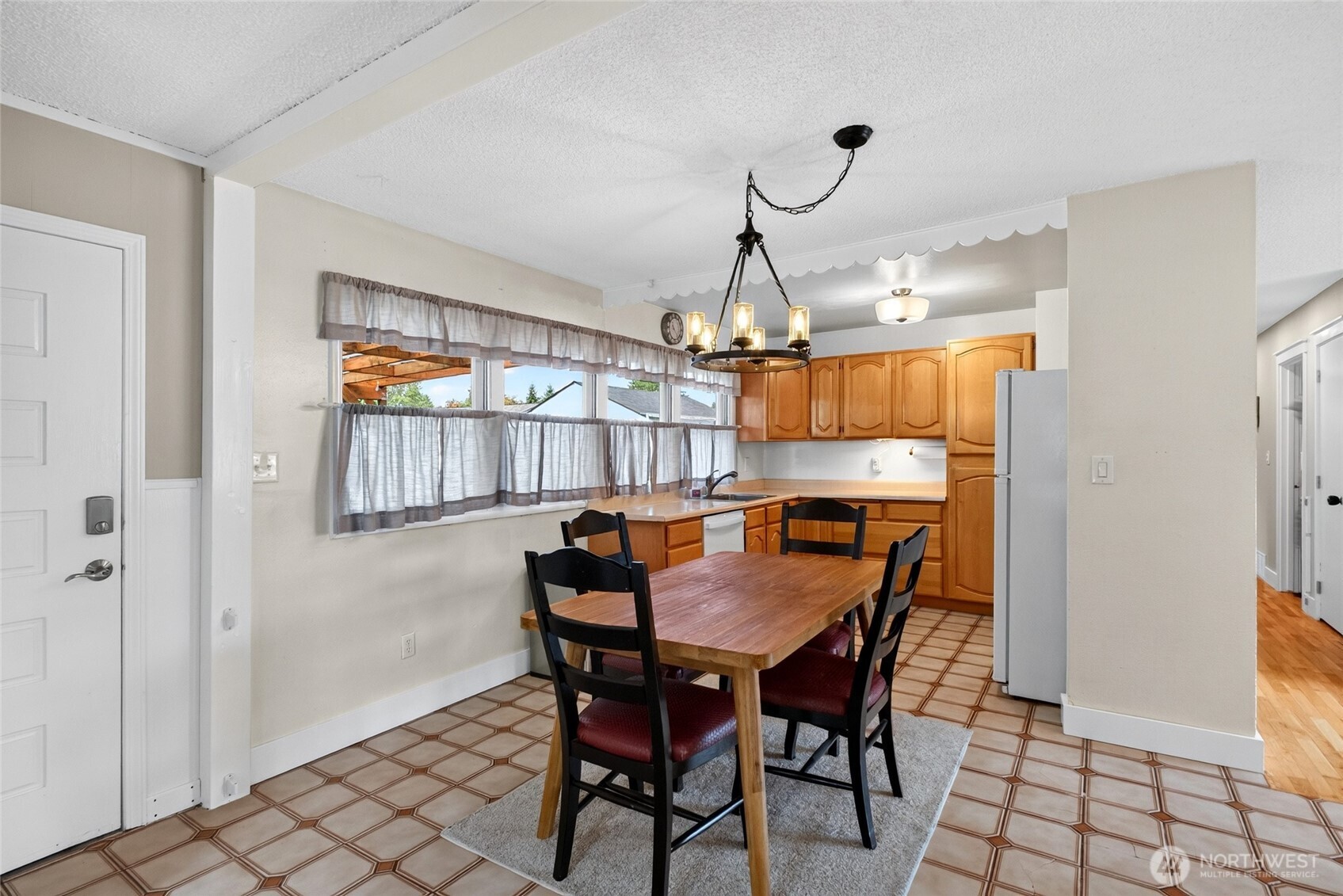 1535 M Street Property Photo 11