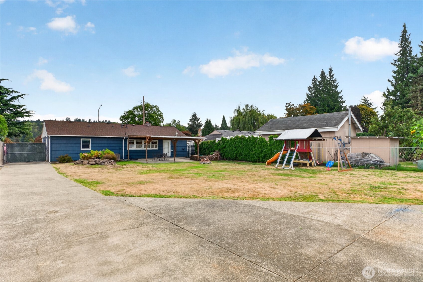 1535 M Street Property Photo 27