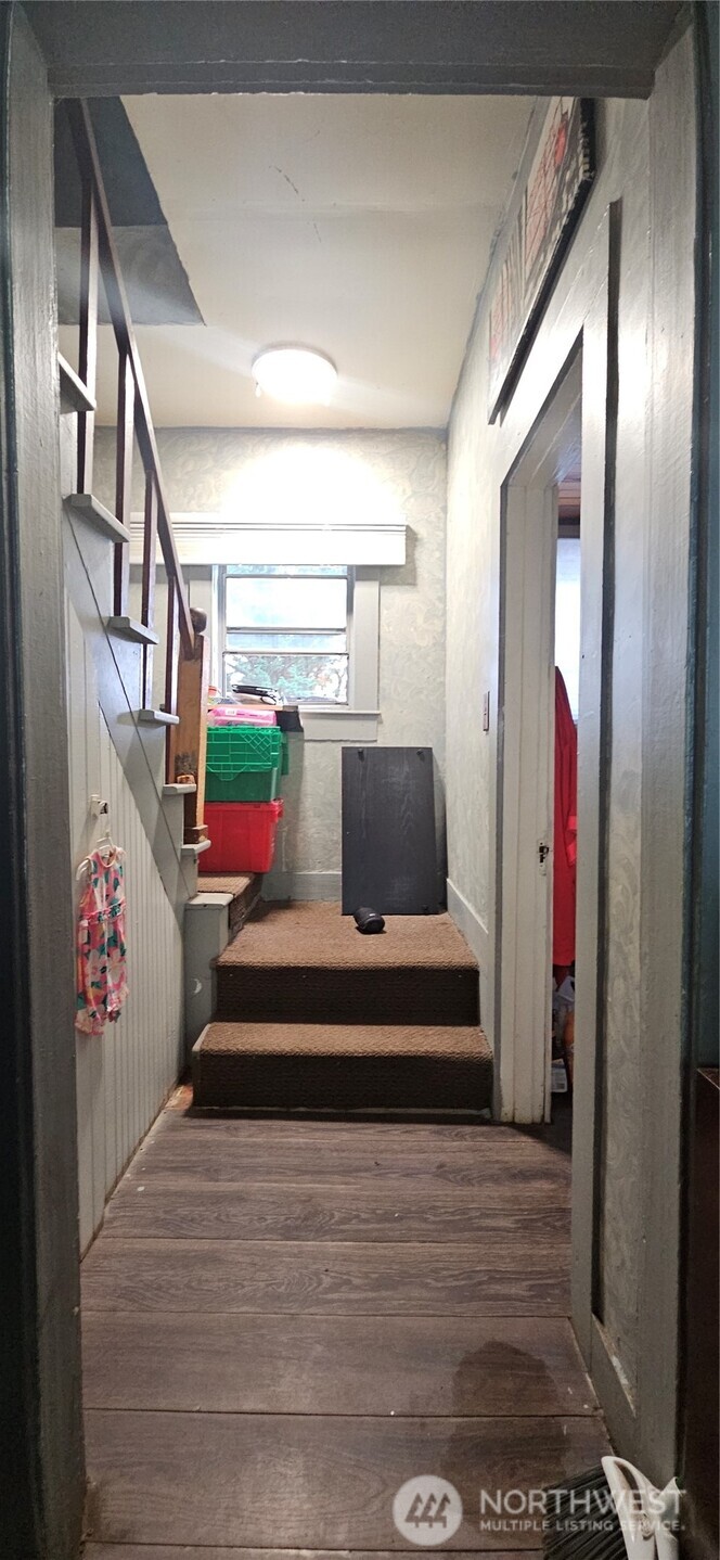 4430 Sunnyside Boulevard Property Photo 16