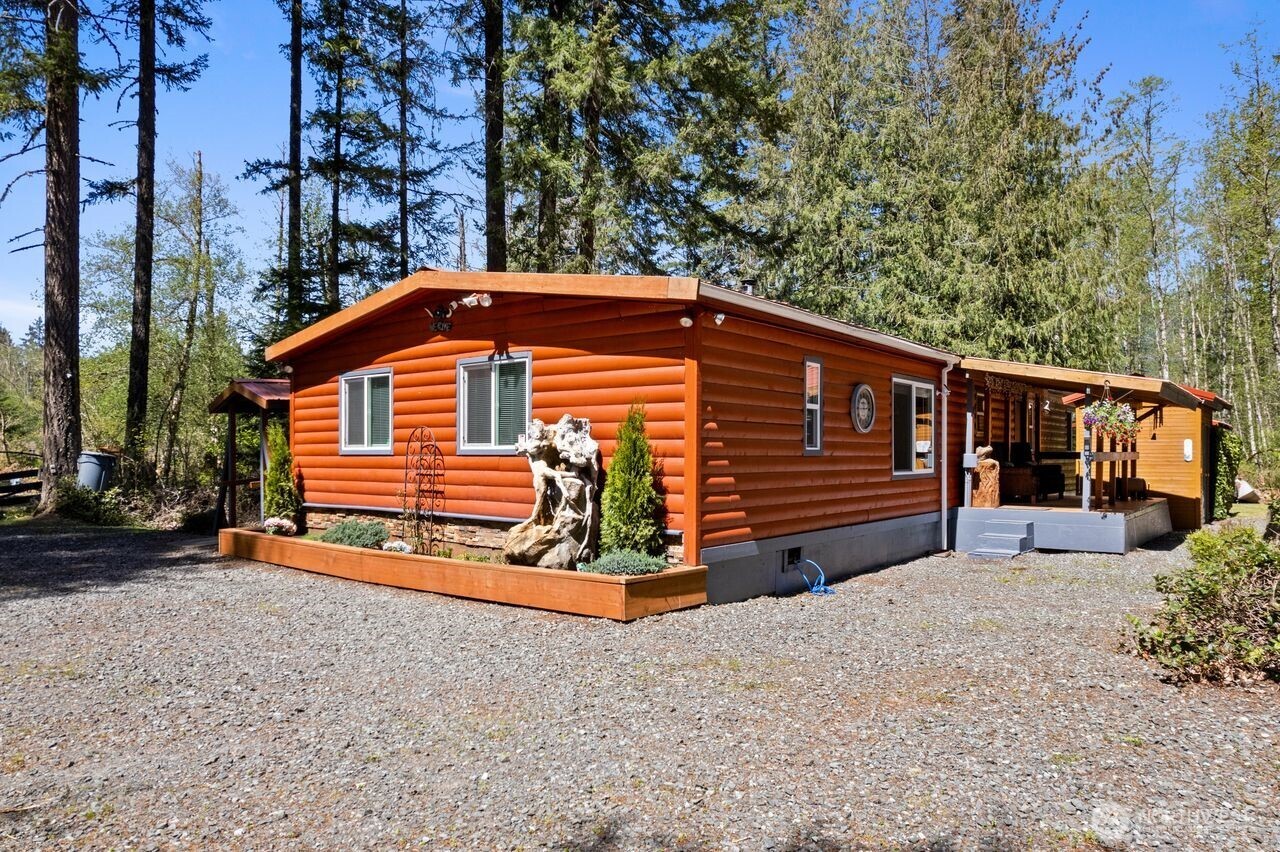 271 Skate Creek Road Property Photo 1
