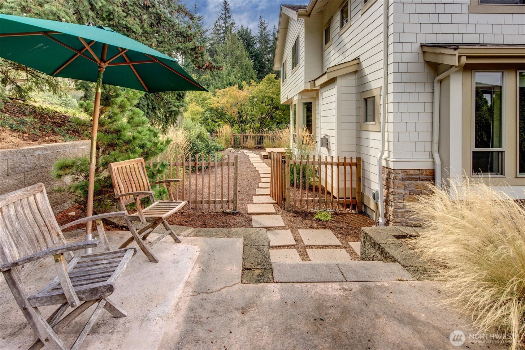 514 205th Avenue Property Photo 28
