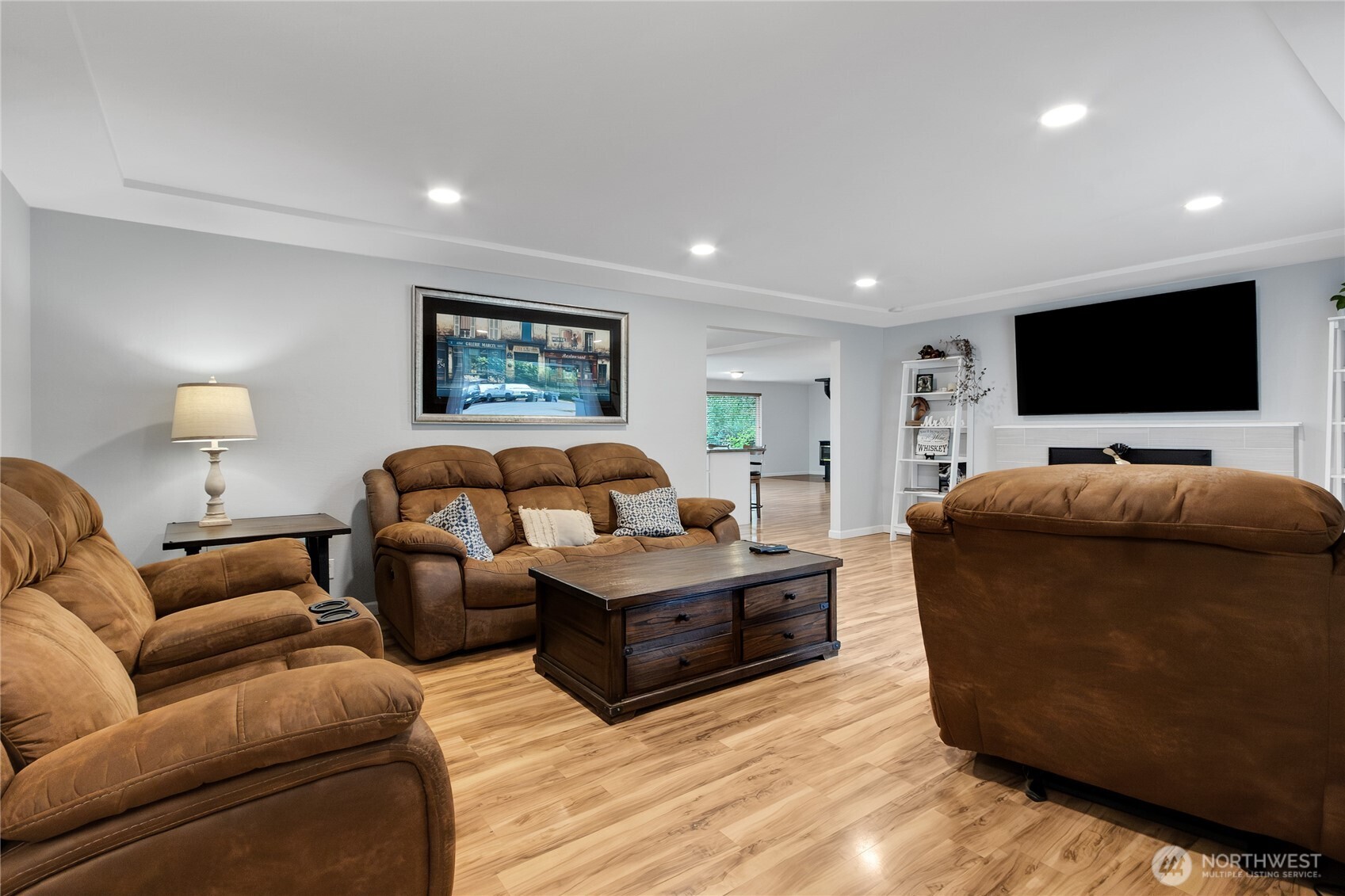 11013 Lundstrom Drive Property Photo 2