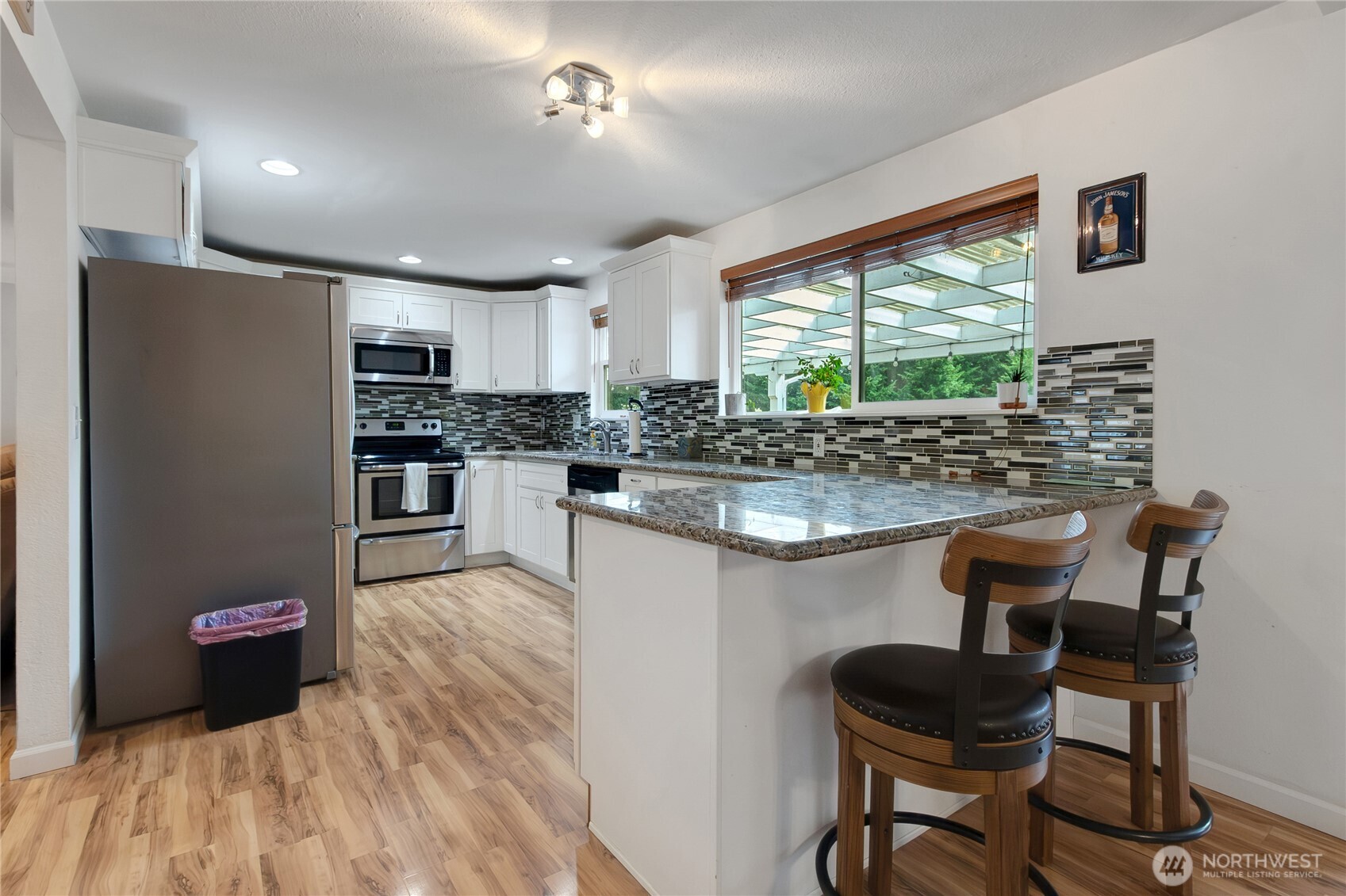 11013 Lundstrom Drive Property Photo 6