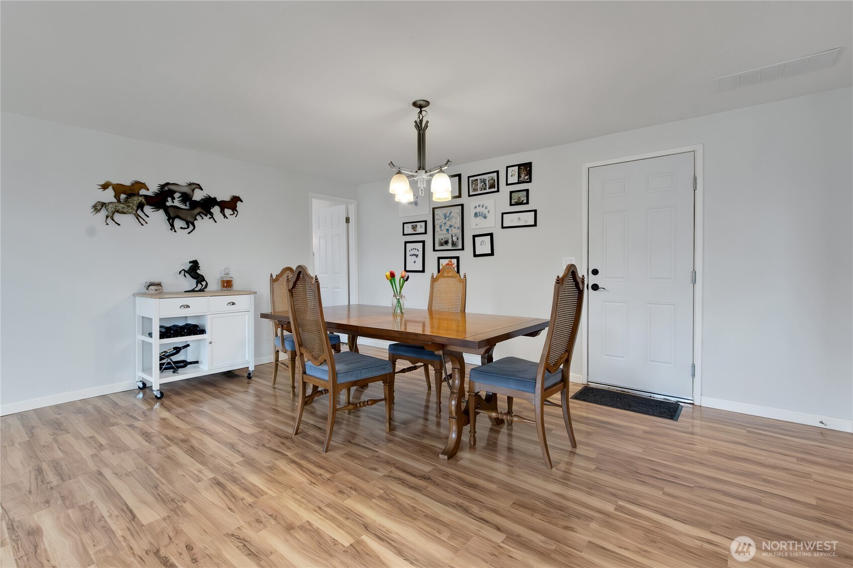 11013 Lundstrom Drive Property Photo 11