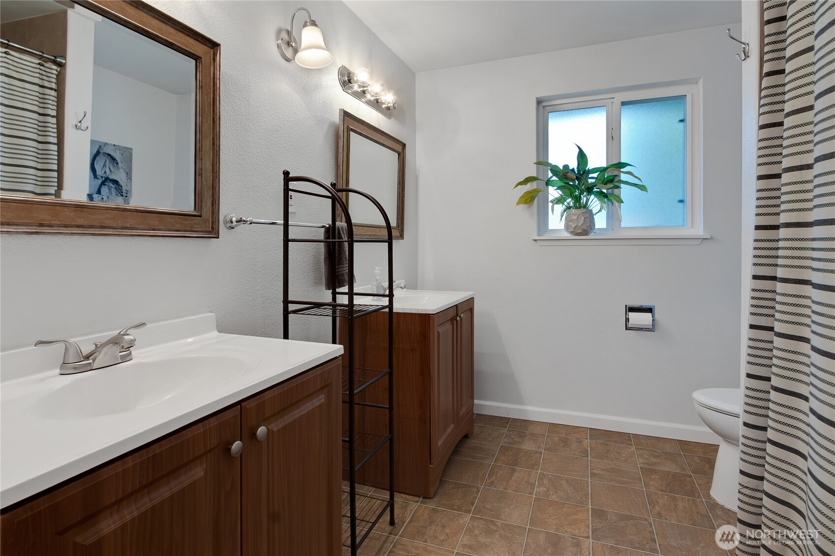 11013 Lundstrom Drive Property Photo 15