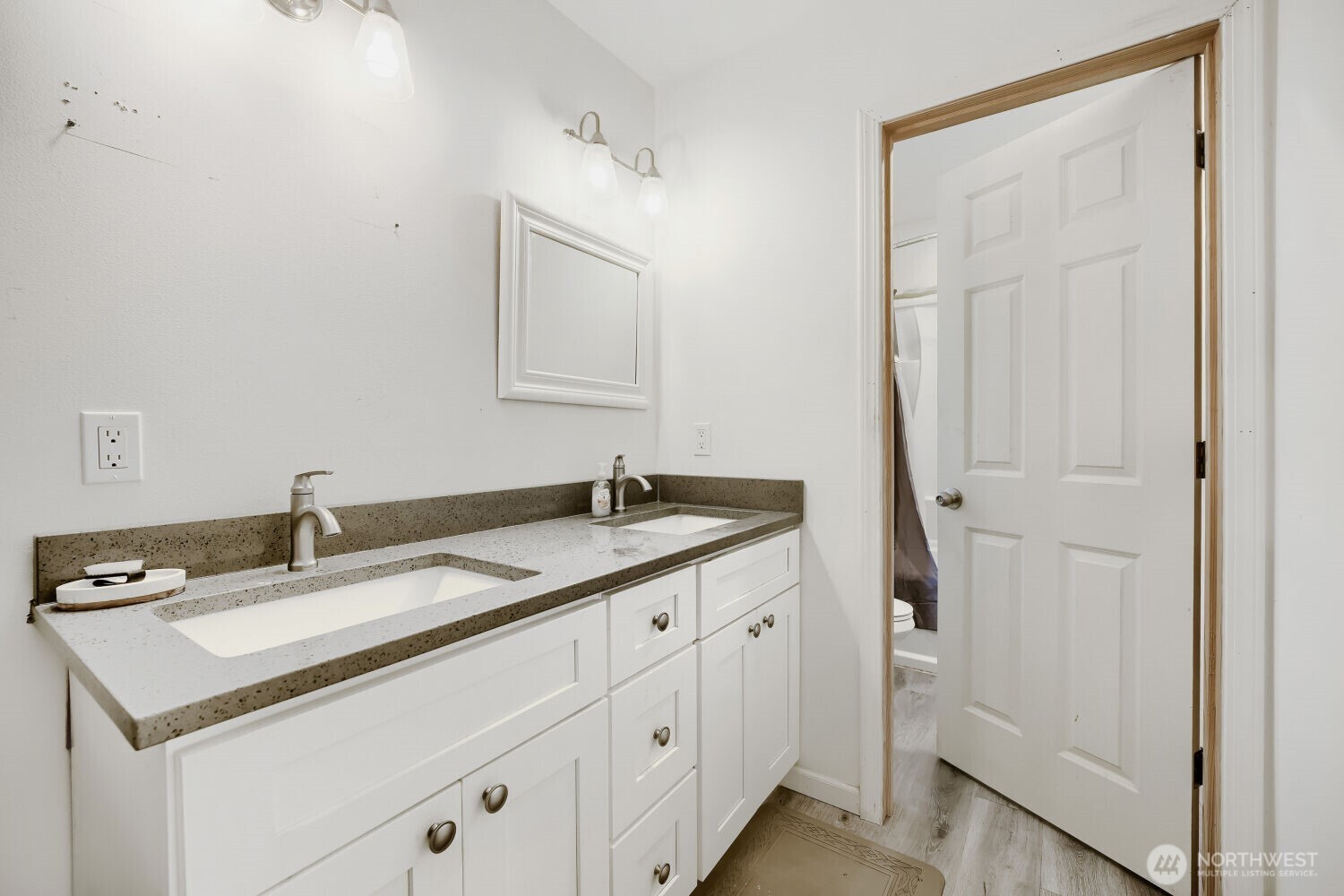 10410 Issaquah Hobart Road Property Photo 25