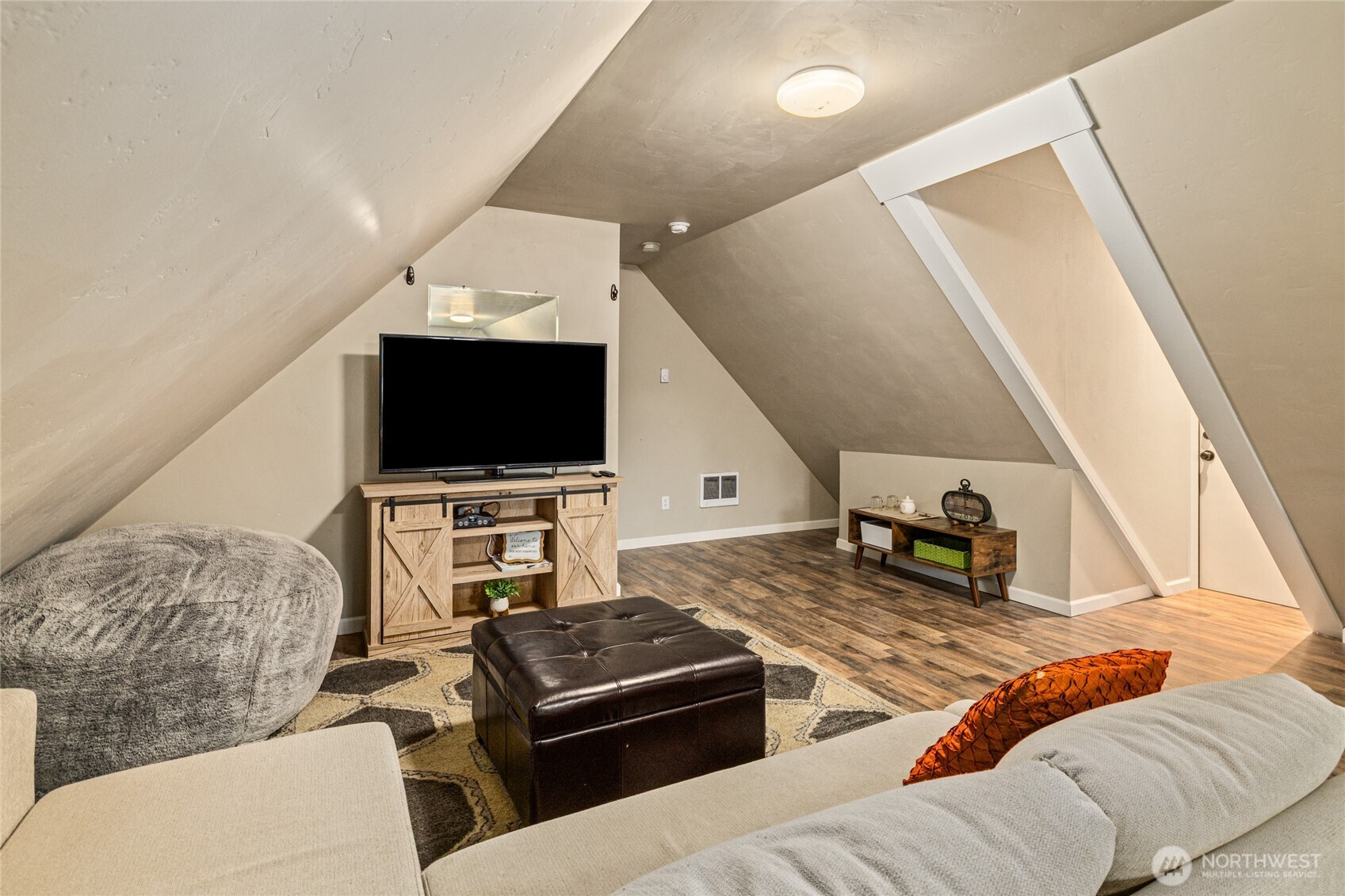 1022 E Capitol Avenue Property Photo 27