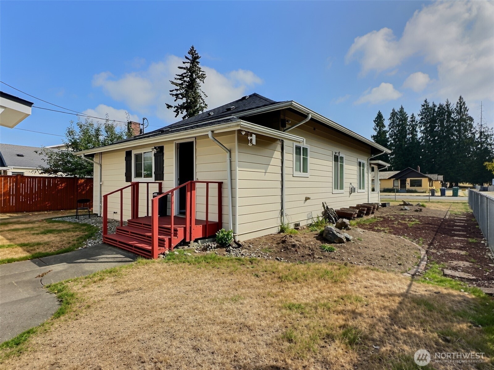 238 S French Avenue Property Photo 13