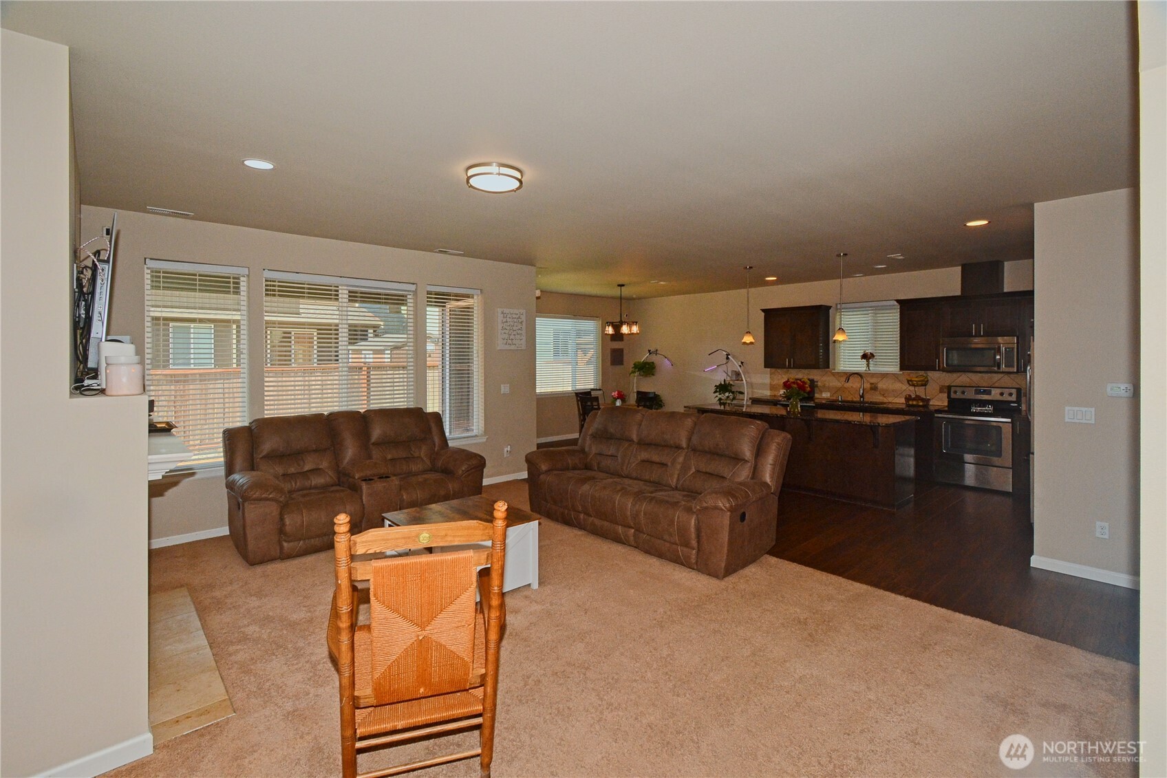 9952 Justman Street Property Photo 4