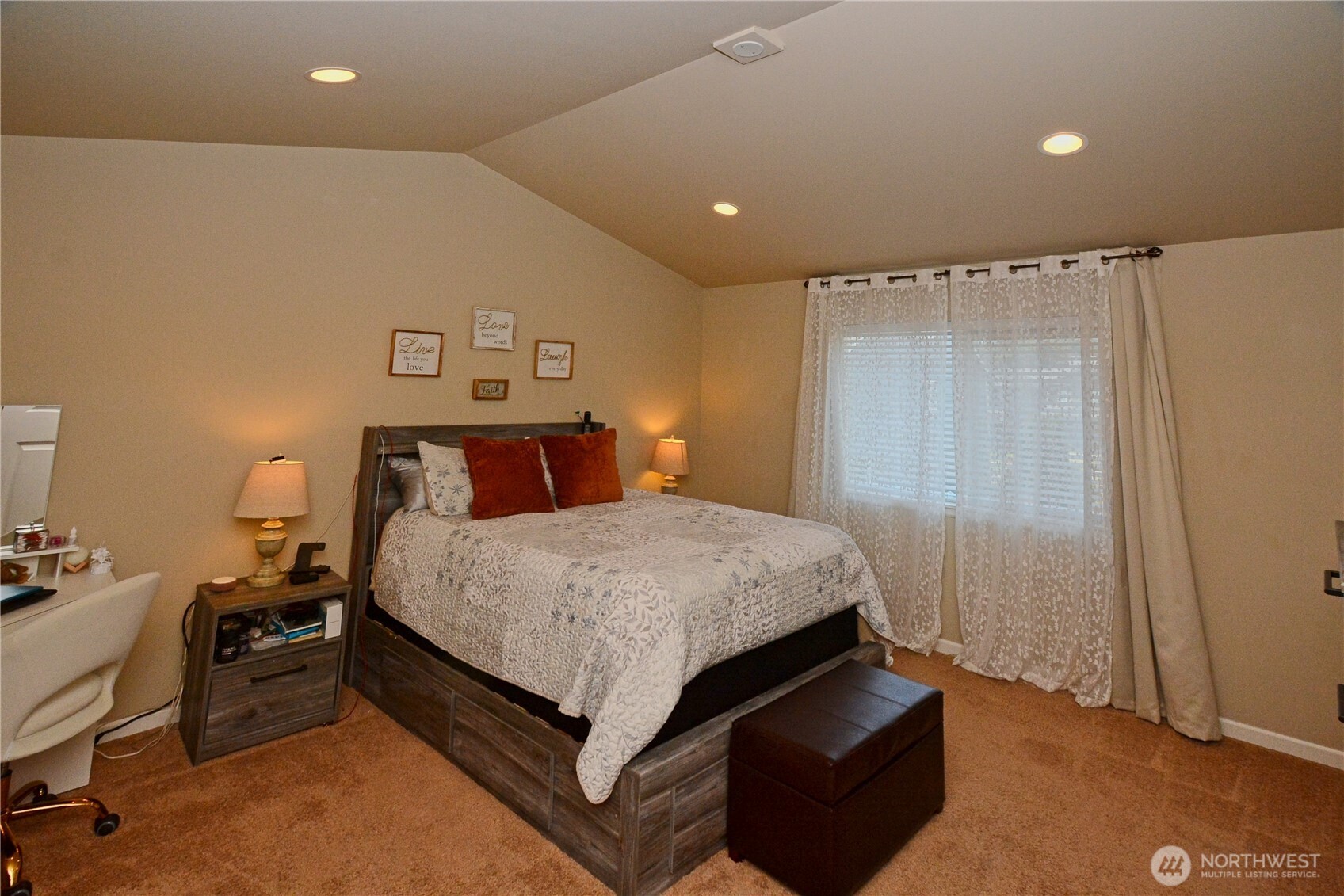 9952 Justman Street Property Photo 18