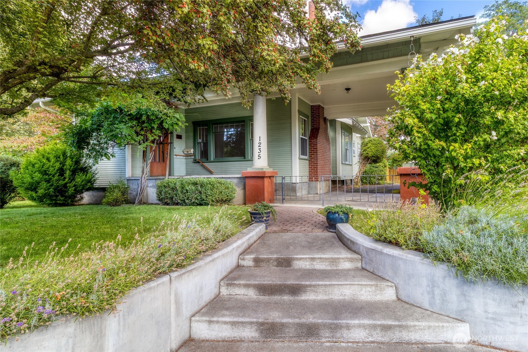 1235 Isaacs Avenue Property Photo 1