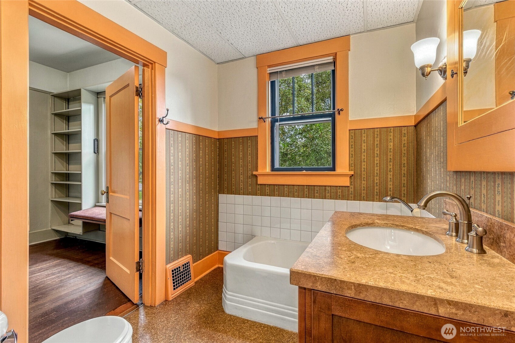 1235 Isaacs Avenue Property Photo 7