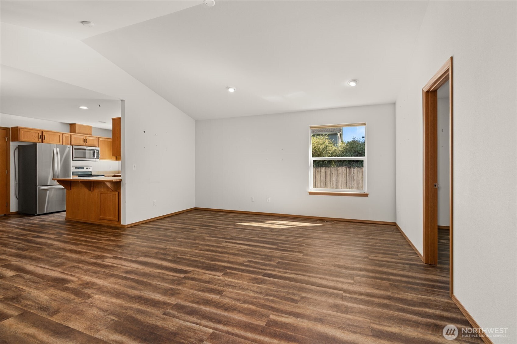 2592 Kristine Court Property Photo 6