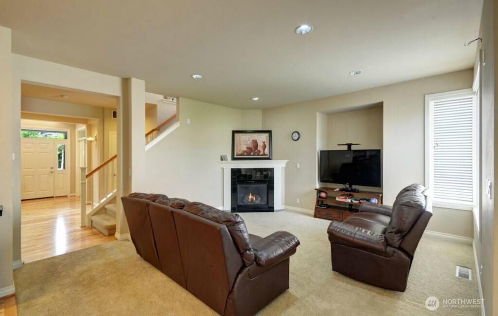 19130 Ne 65th Way Property Photo 18