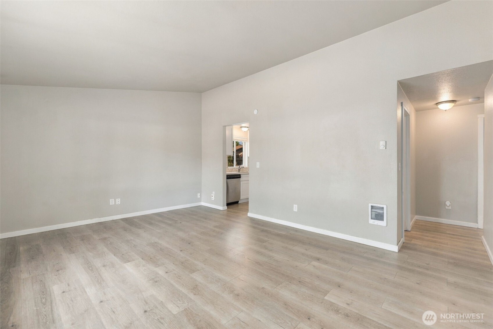 1614 -1616 115th Street Property Photo 2