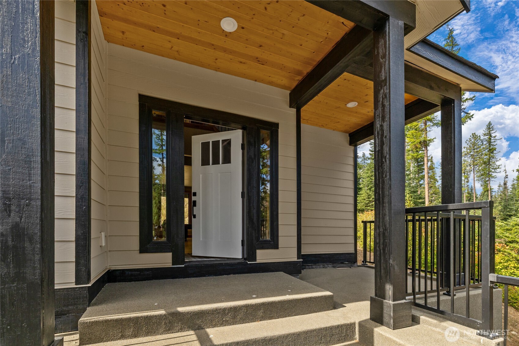 660 Stone Ridge Drive Property Photo 33