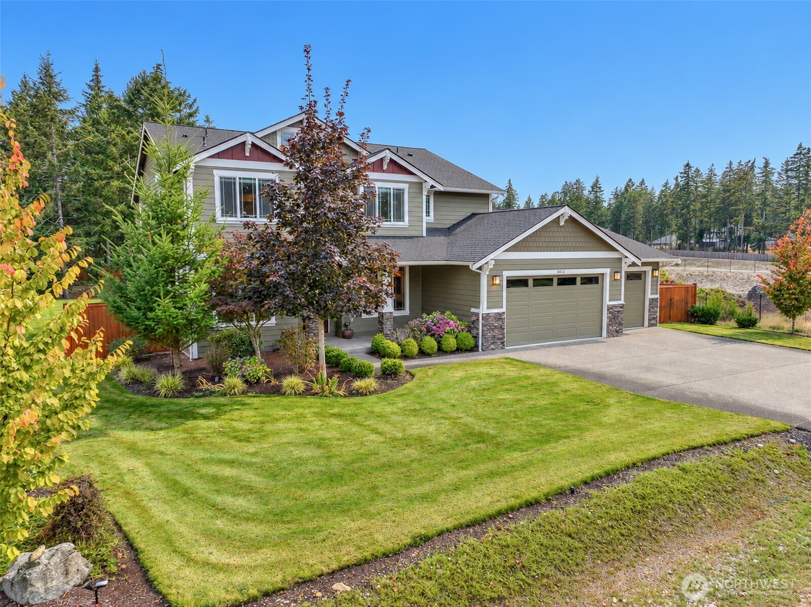 4612 Skylark Street Property Photo 2
