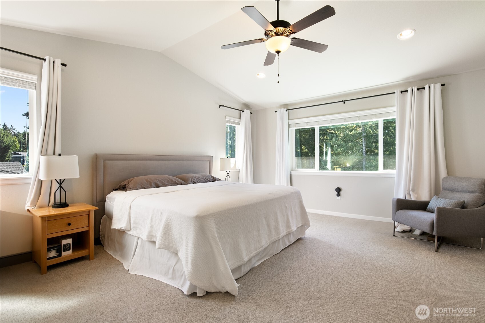 4612 Skylark Street Property Photo 23