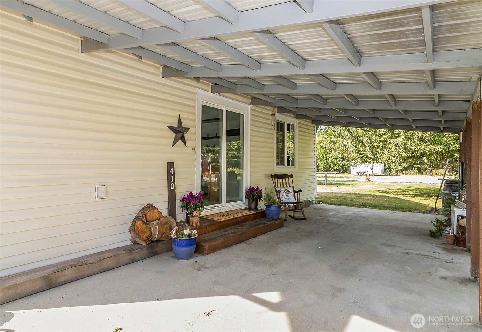 410 Burrows Lane Property Photo 26
