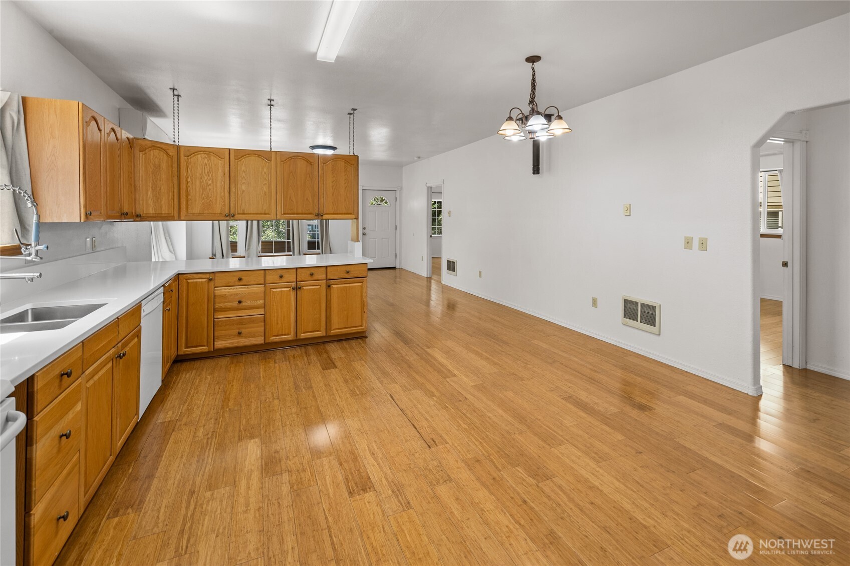 402 S Pearl Street Property Photo 11