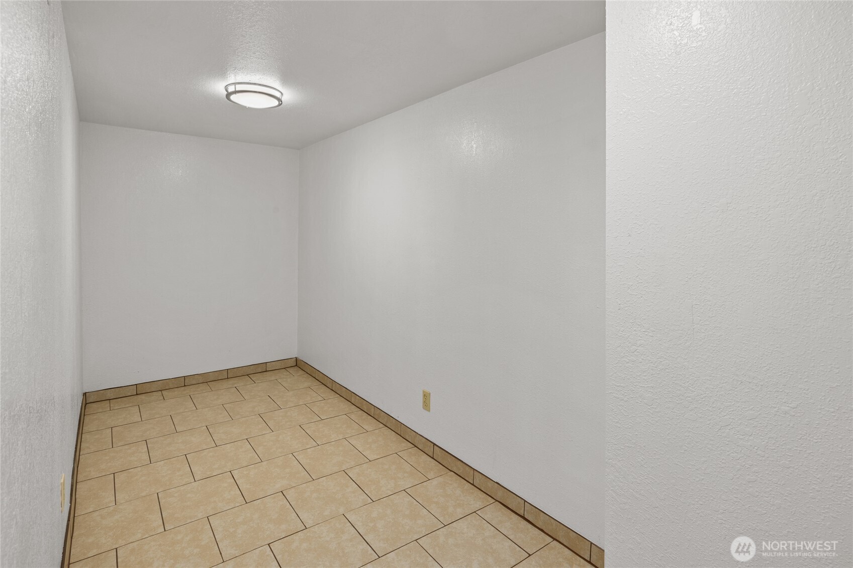 402 S Pearl Street Property Photo 24